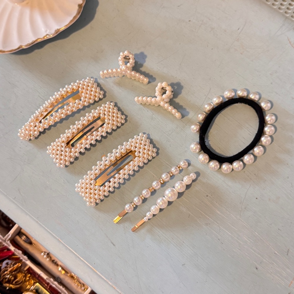 Elegant Pearl Hair Accessories Set- 8pcs